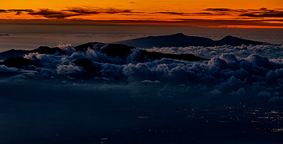 Sunset from Pu'u'ula'ula summit.